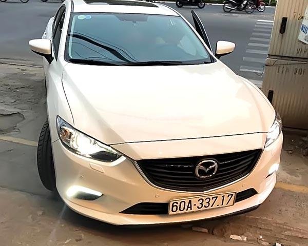 Cần bán gấp Mazda 6 2016, màu trắng giá cạnh tranh