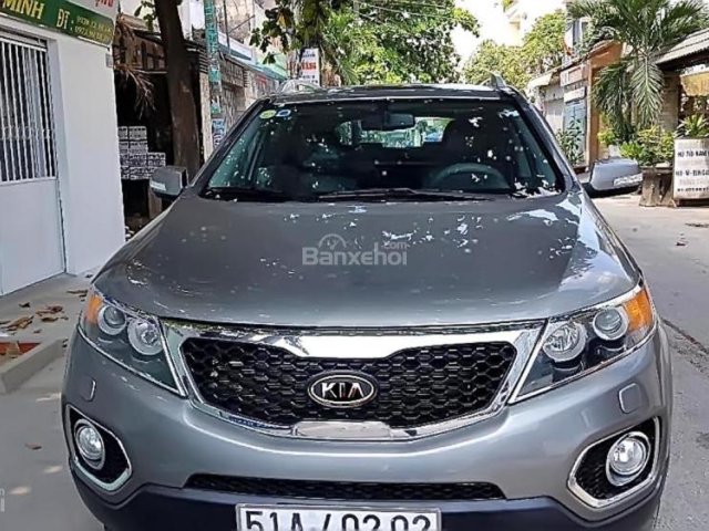 Bán Kia Sorento đời 2012, màu xám, giá 618tr