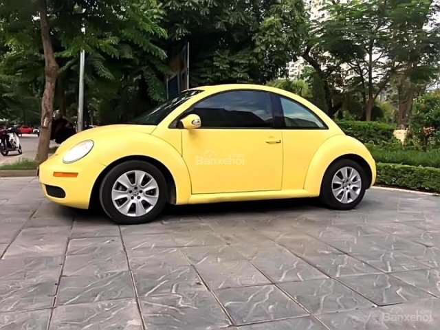 Bán ô tô Volkswagen Beetle đời 2007, màu vàng, xe nhập số sàn, 450tr