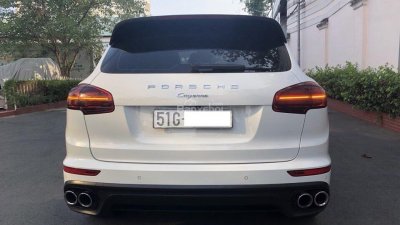 Bán Porsche Cayenne 3.6 2016, xe đẹp, bao test, hỗ trợ vay ngân hàng 75%