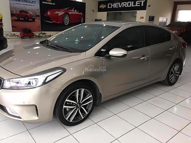 Chính chủ cần bán Kia Cerato đời 2016, bản full, màu vàng