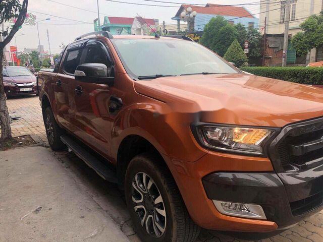 Bán Ford Ranger Wildtrack sản xuất năm 2016, màu cam, giá chỉ 735tr