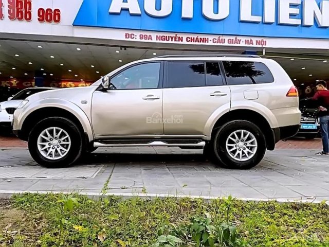 Bán Mitsubishi Pajero Sport sản xuất năm 2015