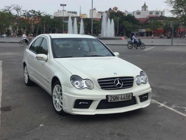 Bán Mercedes C200 đời 2001, màu trắng, nhập khẩu nguyên chiếc