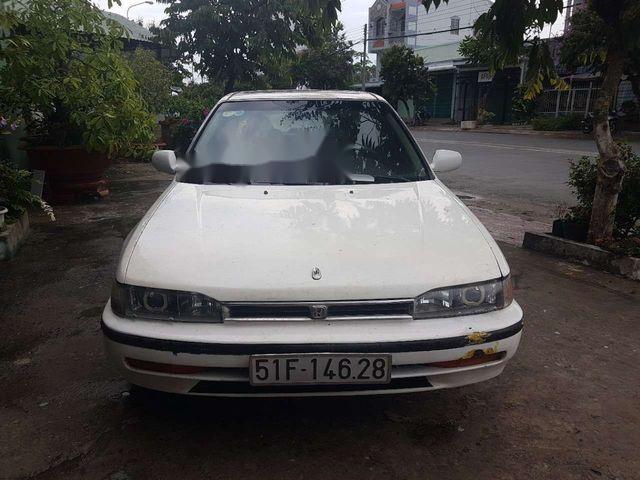 Cần bán gấp Honda Accord 2.0 sản xuất 1986, màu trắng, nhập khẩu xe gia đình, giá 43tr