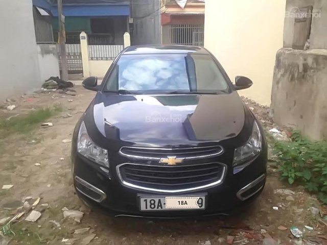 Cần bán lại xe Chevrolet Cruze năm 2015, màu đen