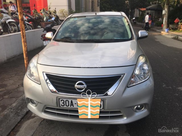 Bán xe Nissan Sunny Xv năm sản xuất 2015, màu bạc