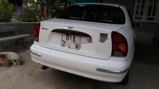 Cần bán Daewoo Lanos năm 2003, màu trắng giá cạnh tranh