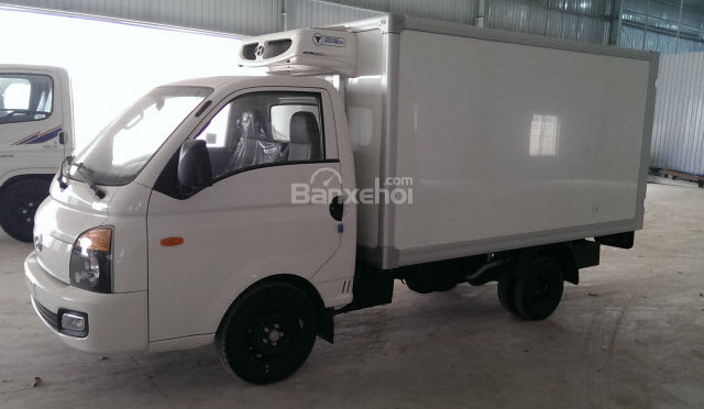 Bán xe Hyundai Porter 1 tấn 5 đông lạnh đời 2018, trả góp