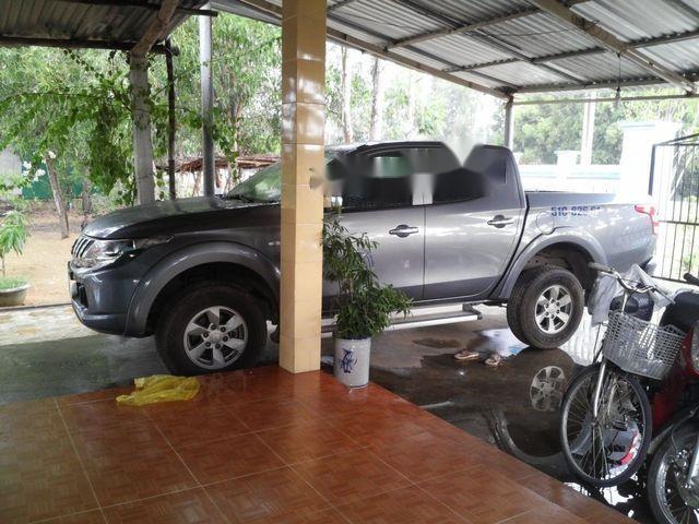 Bán ô tô Mitsubishi Triton đời 2016, màu bạc, nhập khẩu, giá tốt