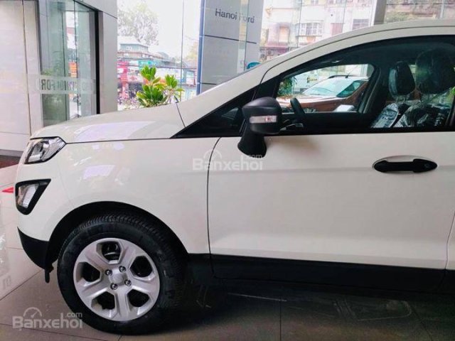 Bán Ford Ecosport bản Ambiente số sàn màu trắng mới 100%, hỗ trợ giá tốt nhất, trả góp