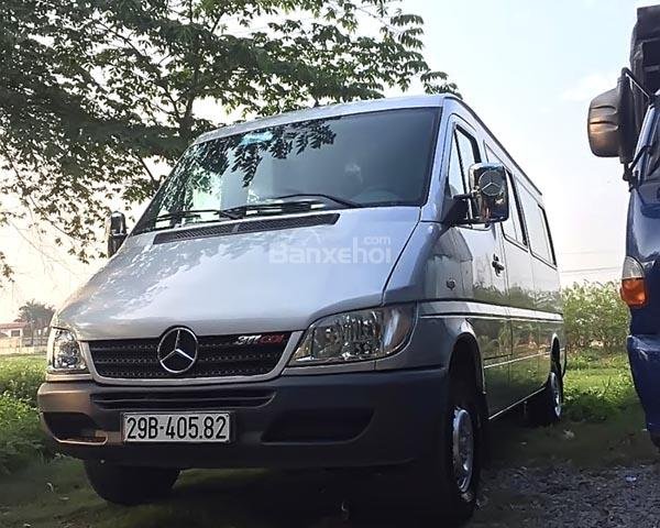 Bán Mercedes 311 CDI 2.2L năm sản xuất 2005, màu bạc