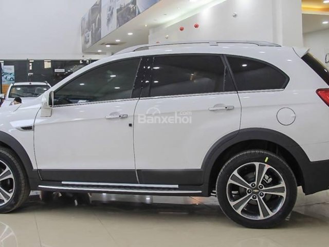 Bán xe Chevrolet Captiva Revv sản xuất năm 2018, KM tháng 5 lên đến 40 triệu, đủ màu giao ngay Ms. Mai Anh 0966342625