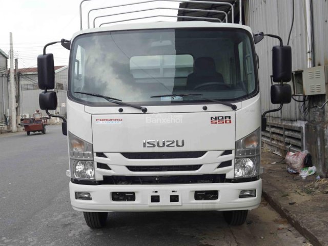 Bán xe tải Isuzu 5 tấn thùng bạt, chỉ cần trả trước 100tr nhận xe ngay