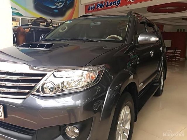 Bán xe Toyota Fortuner 2.5G năm 2013, màu xám