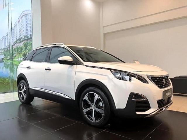 Bán ô tô Peugeot 3008 1.6 AT sản xuất năm 2018, màu trắng