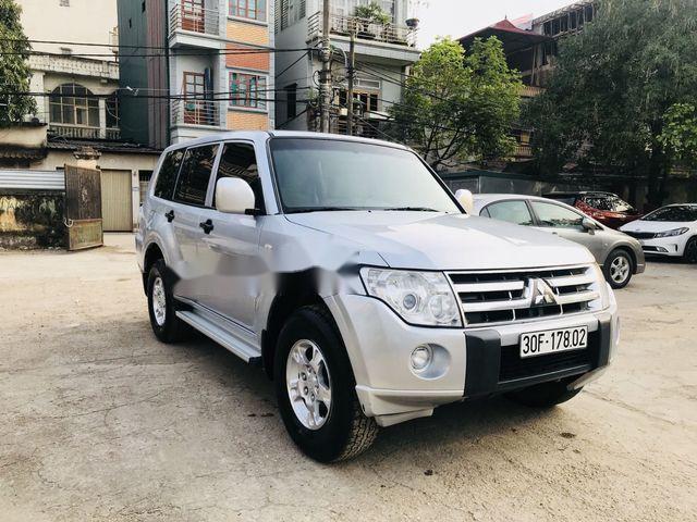 Bán xe Mitsubishi Pajero đời 2008, màu bạc  