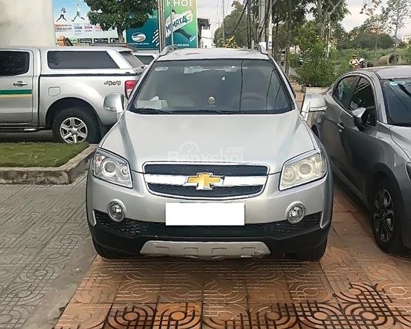 Cần bán xe Chevrolet Captiva LTZ 2.4 AT năm sản xuất 2008 