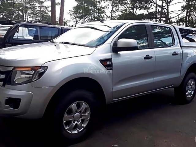 Cần bán lại xe Ford Ranger XL 2015, màu bạc, nhập khẩu nguyên chiếc, giá chỉ 540 triệu