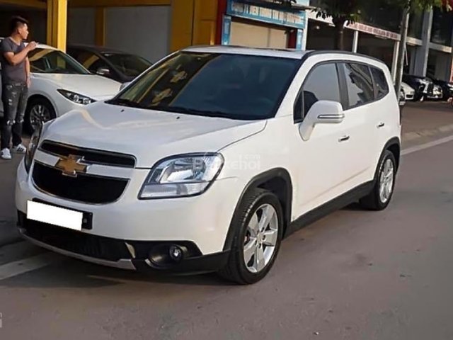 Bán Chevrolet Orlando LTZ 1.8 AT sản xuất năm 2016, màu trắng