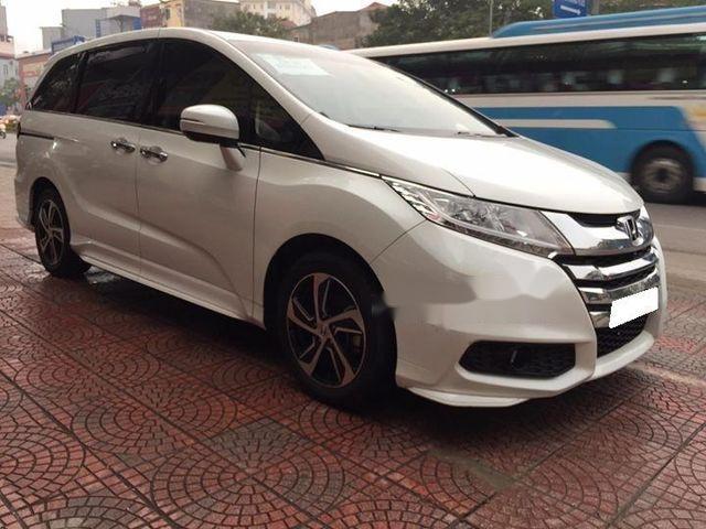 Bán xe Honda Odyssey đời 2016, màu trắng, giá tốt