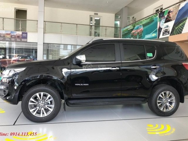 Bán Chevrolet Trailblazer số sàn, giảm giá đến 50 triệu tiền mặt, giá chỉ còn 809 triệu, hỗ trợ trả góp 90%