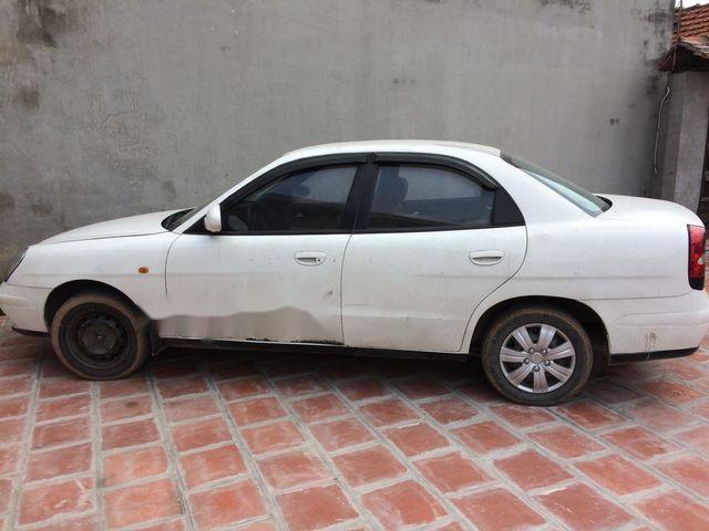 Bán Daewoo Nubira MT đời 2000, màu trắng