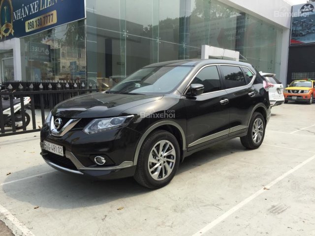 Bán xe mới Nissan X trail 2.0 AT đời 2018, xe có sẵn, giá 841tr