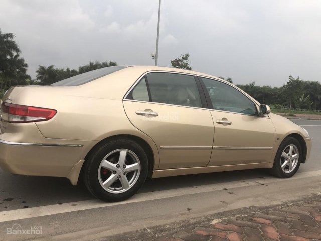 Cần bán lại xe Honda Accord AT năm sản xuất 2007, màu vàng, nhập khẩu nguyên chiếc chính chủ