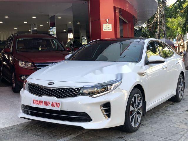 Cần bán Kia Optima 2.4G sản xuất 2016, màu trắng xe gia đình, 870 triệu