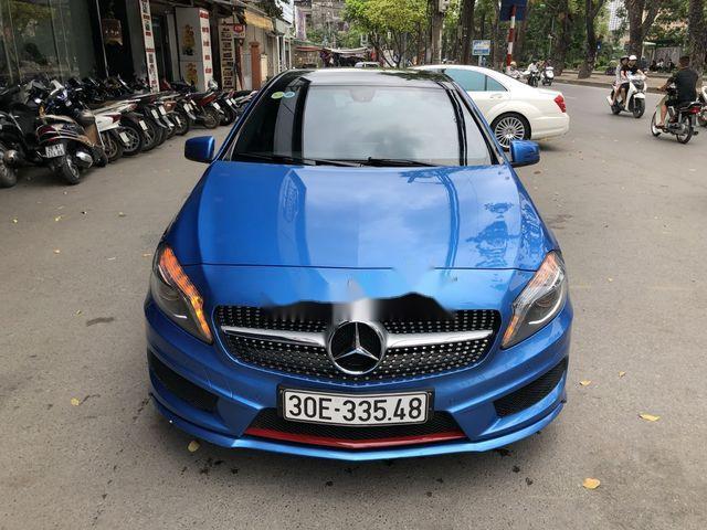 Bán Mercedes A250 AMG đời 2013 như mới, màu xanh, giá tốt