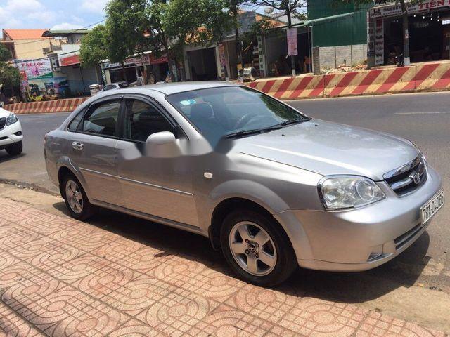 Cần bán lại xe Daewoo Lacetti MT sản xuất năm 2009, màu bạc