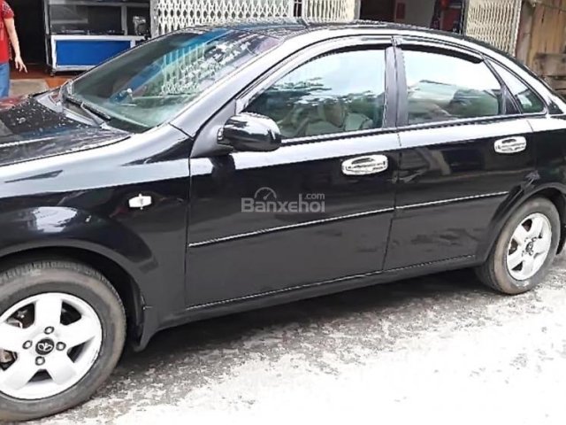 Gia đình bán Daewoo Lacetti sản xuất 2008, màu đen  