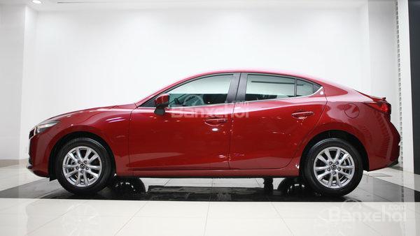 Mazda 3 màu đỏ mới, bảo hành chính hãng 5 năm/150.000 km, tặng bảo hiểm khi mua xe, LH Nhung 0907148849