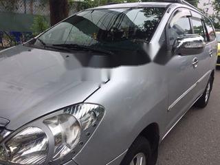 Cần bán Toyota Innova năm sản xuất 2008, màu bạc, giá 280tr