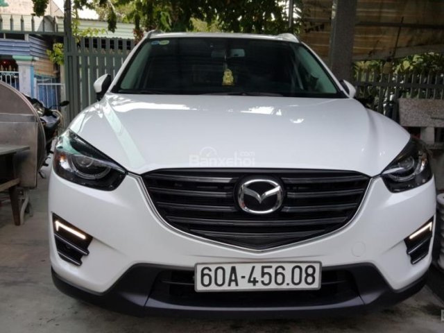 Bán Mazda CX-5 2.5AT màu trắng, số tự động, sản xuất 2017, chạy 2700km