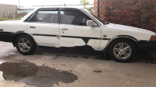 Cần bán gấp Toyota Camry đời 1989, màu trắng, nhập khẩu nguyên chiếc