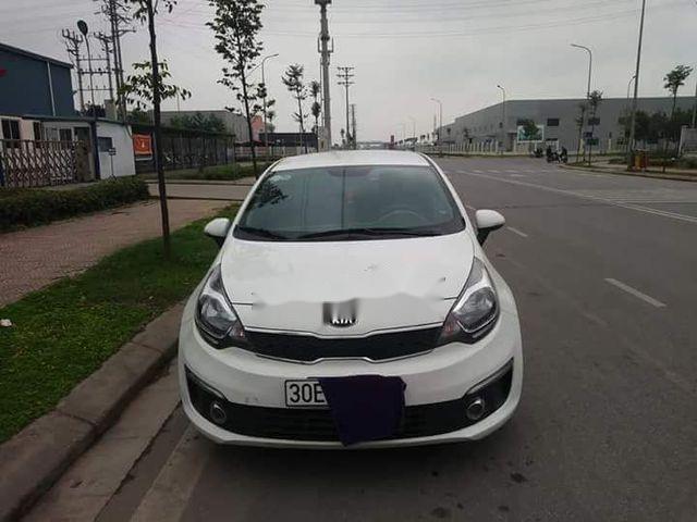 Bán xe Kia Rio đời 2016, màu trắng