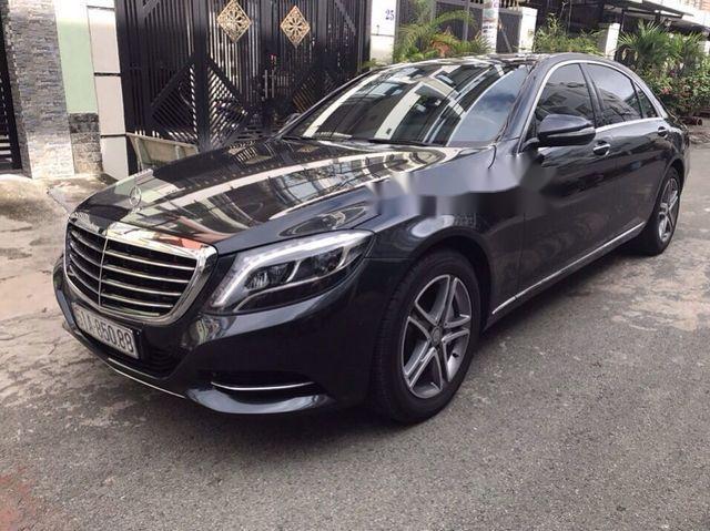 Cần bán gấp Mercedes S400 đời 2014, màu đen