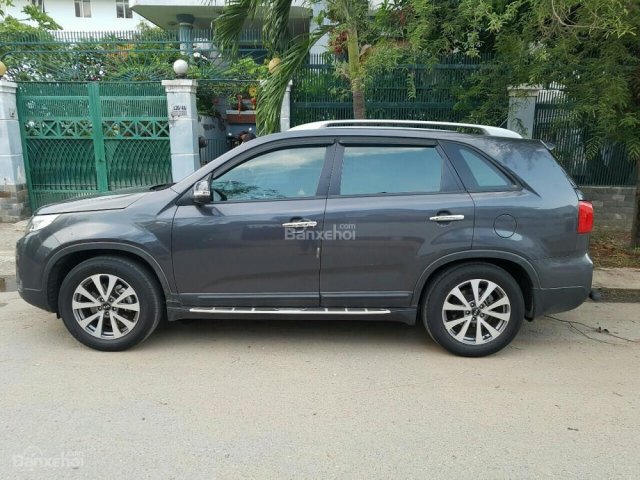 Bán Kia New Sorento GATH màu xám, máy xăng, số tự động, sản xuất 2014, biển Sài Gòn