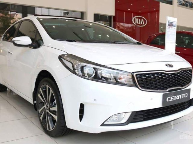 Cần bán Kia Cerato đời 2018, nhiều màu, giá rẻ Tiền Giang - hotline 01682 151 277