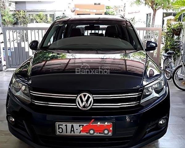 Bán xe Volkswagen Tiguan đời 2013, màu xanh lam, xe nhập xe gia đình