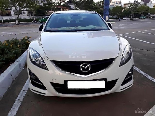 Bán Mazda 6 đời 2011, màu trắng, nhập khẩu