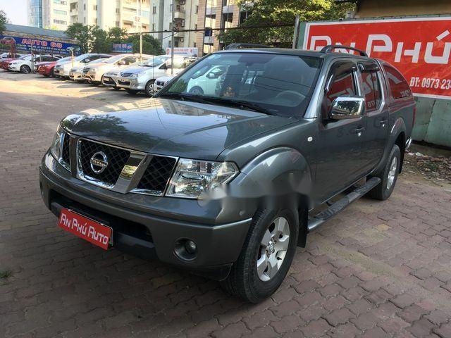 Bán xe Nissan Navara LE 4x4 đời 2012, màu đen, giá tốt