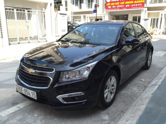 Bán ô tô Chevrolet Cruze 1.6MT 2016, màu đen