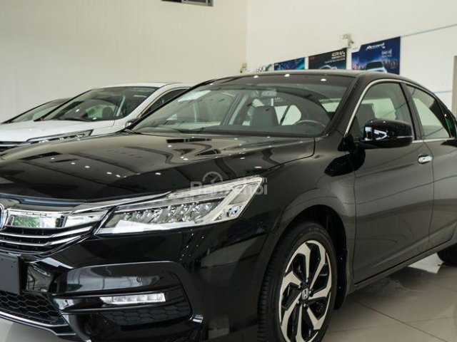 Bán xe Honda Accord sản xuất 2018, màu đen, nhập khẩu nguyên chiếc, liên hệ 0915240992