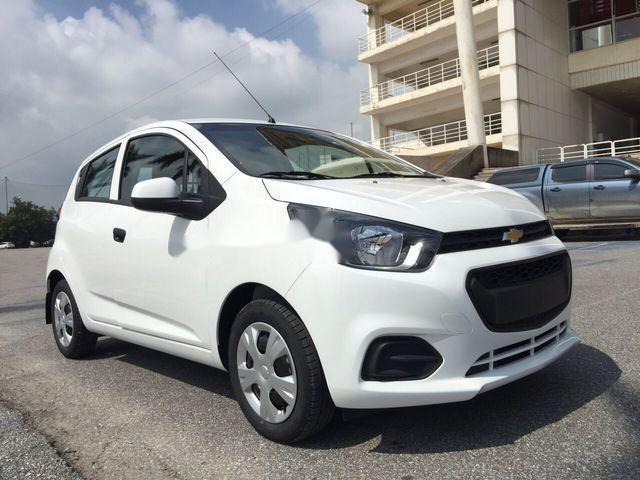 Cần bán lại xe Chevrolet Spark 2018, màu trắng