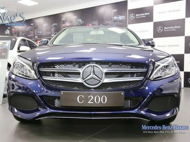 Bán Mercedes C200 9 cấp 2017 - Tặng đổi màu xe