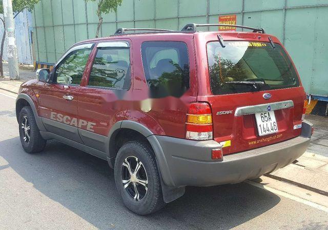 Bán Ford Escape 2.0 sản xuất 2003 số sàn, giá tốt