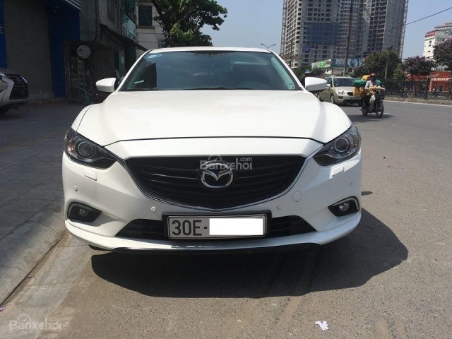 Bán Mazda 6 đời 2016, màu trắng giá cạnh tranh